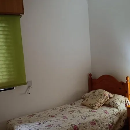 Apartment Camino De Santiago, Jardin Y Playa *